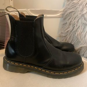 Dr. Martens Chelsea Boots